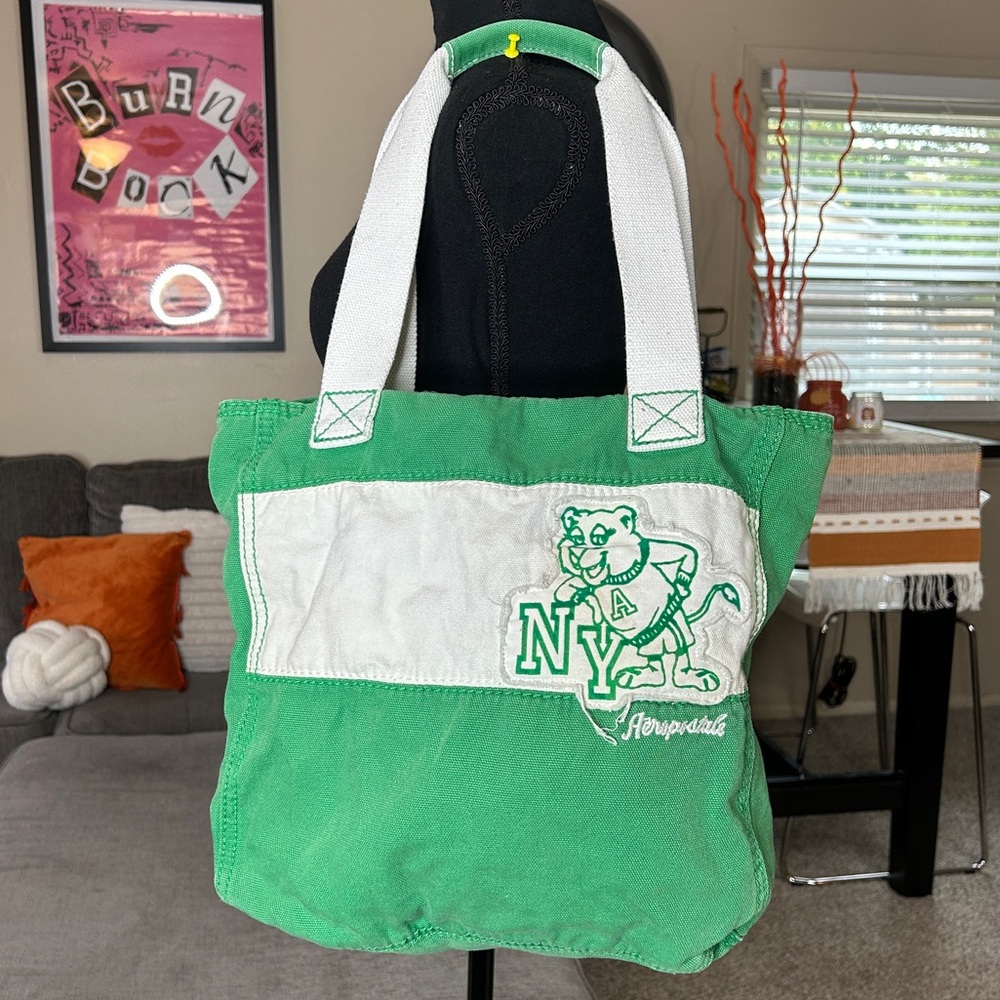 Y2K Aeropostale NY Bear Green/White Tote